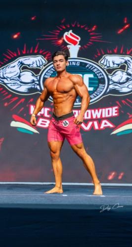 BOLIVIA-MUSCLESHOW-0013